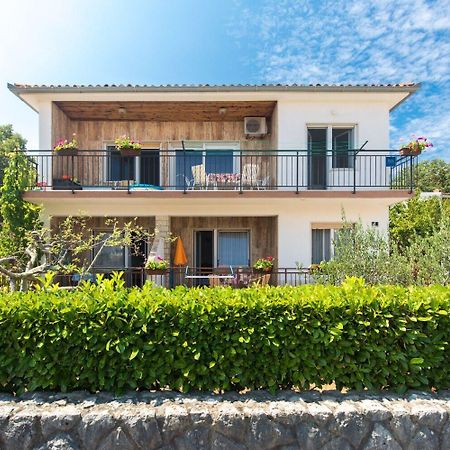 Apartments Kate - 100 M From Beach Malinska Dış mekan fotoğraf