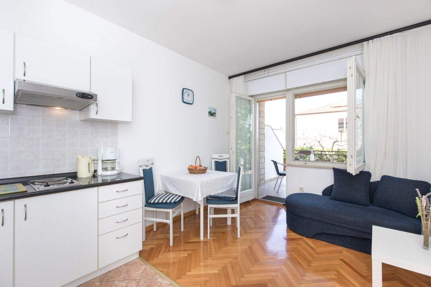 Apartments Kate - 100 M From Beach Malinska Dış mekan fotoğraf