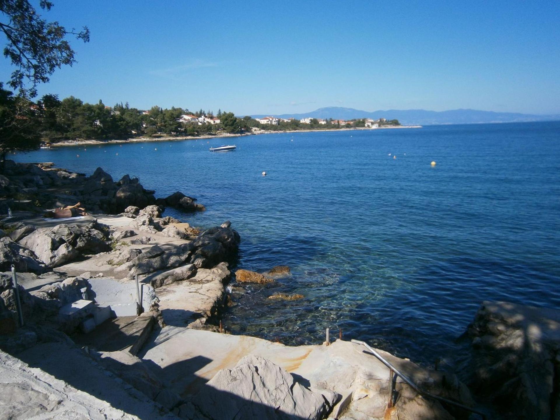 Apartments Kate - 100 M From Beach Malinska Dış mekan fotoğraf
